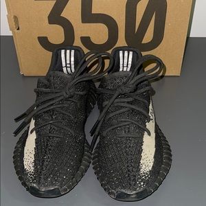 Yeezy Boost 350 v2
